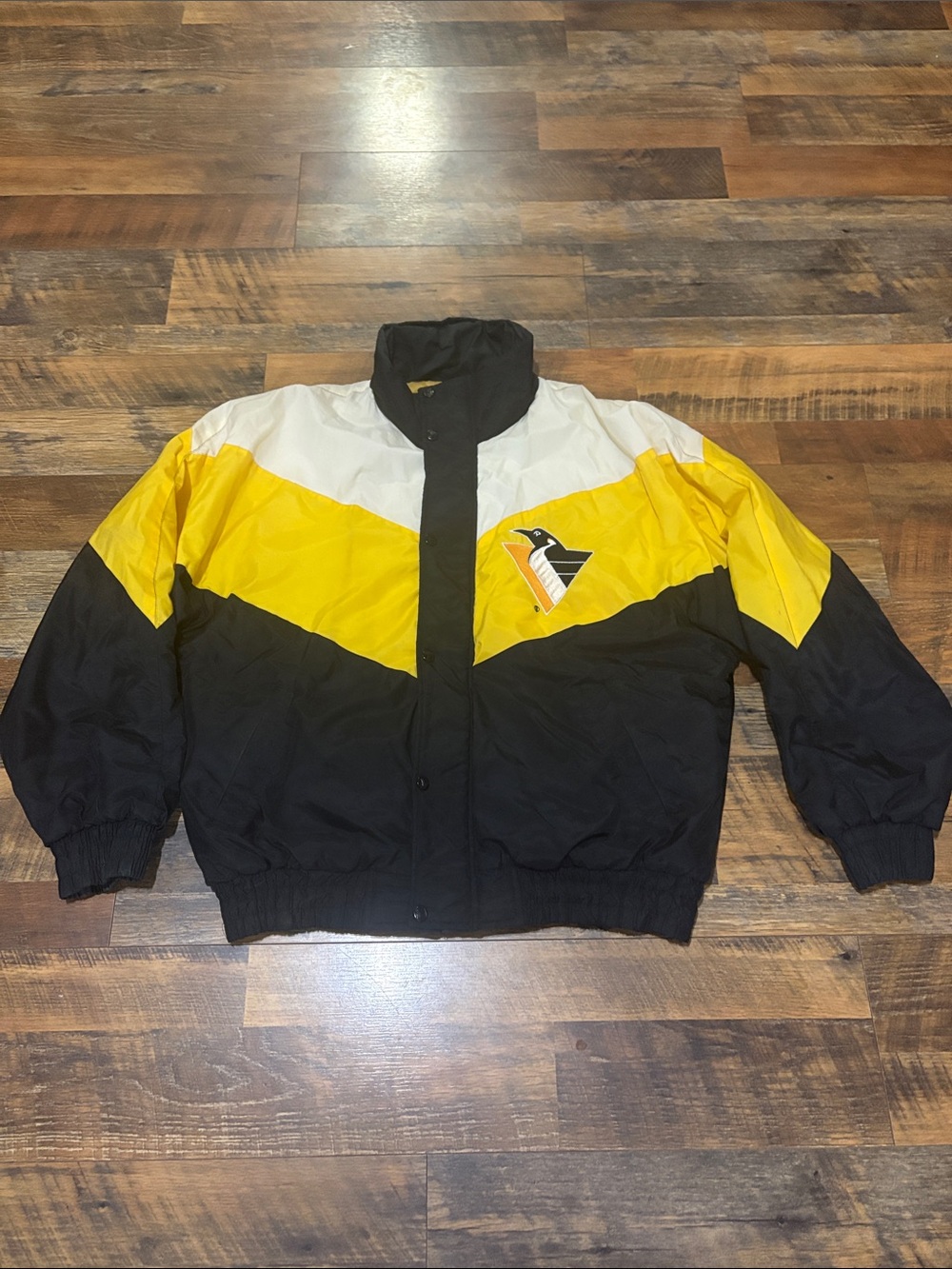 Vintage 90s Logo 7 Pittsburgh Penguins Puffer Jacket Size L NHL Hockey
